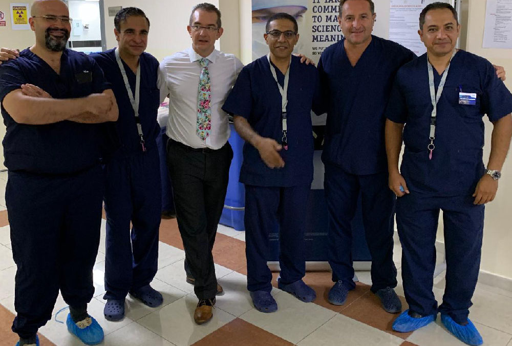 Impianto mini-invasivo: Antonini docente a Dubai