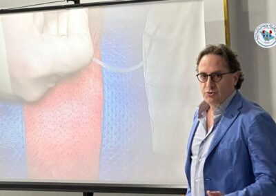 Antonini na Arábia Saudita para um workshop de Implante Protético Peniano Tricomponente